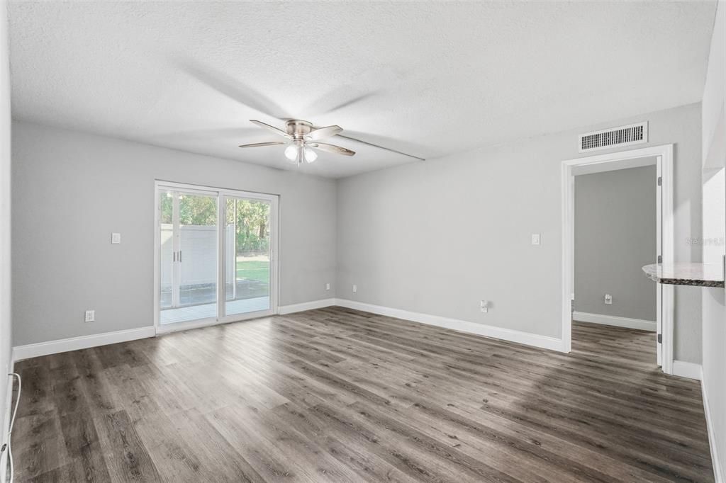 En Venta: $133,000 (2 camas, 2 baños, 1148 Pies cuadrados)