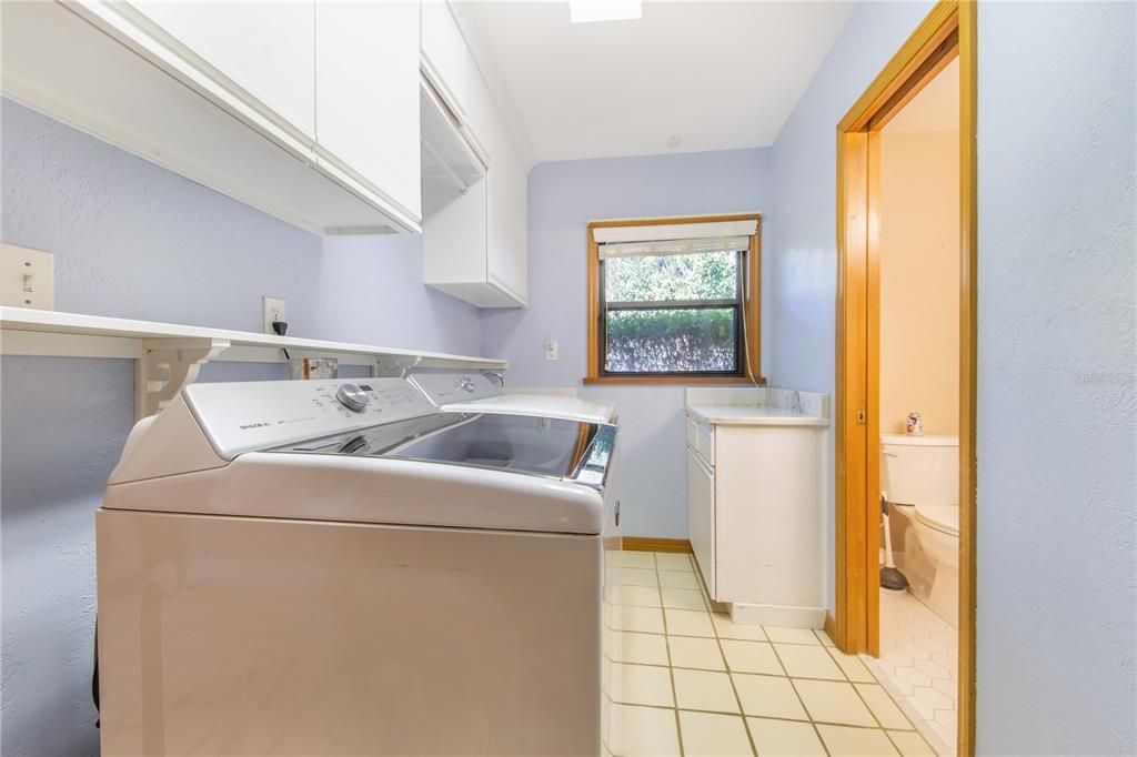 Active With Contract: $279,000 (2 beds, 2 baths, 1793 Square Feet)