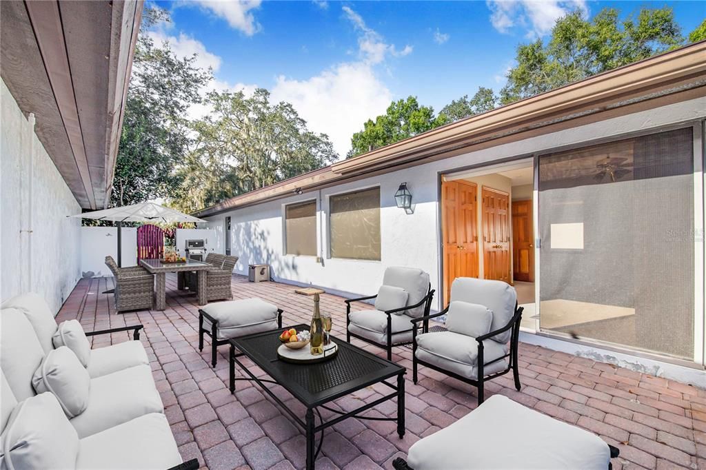 Active With Contract: $279,000 (2 beds, 2 baths, 1793 Square Feet)