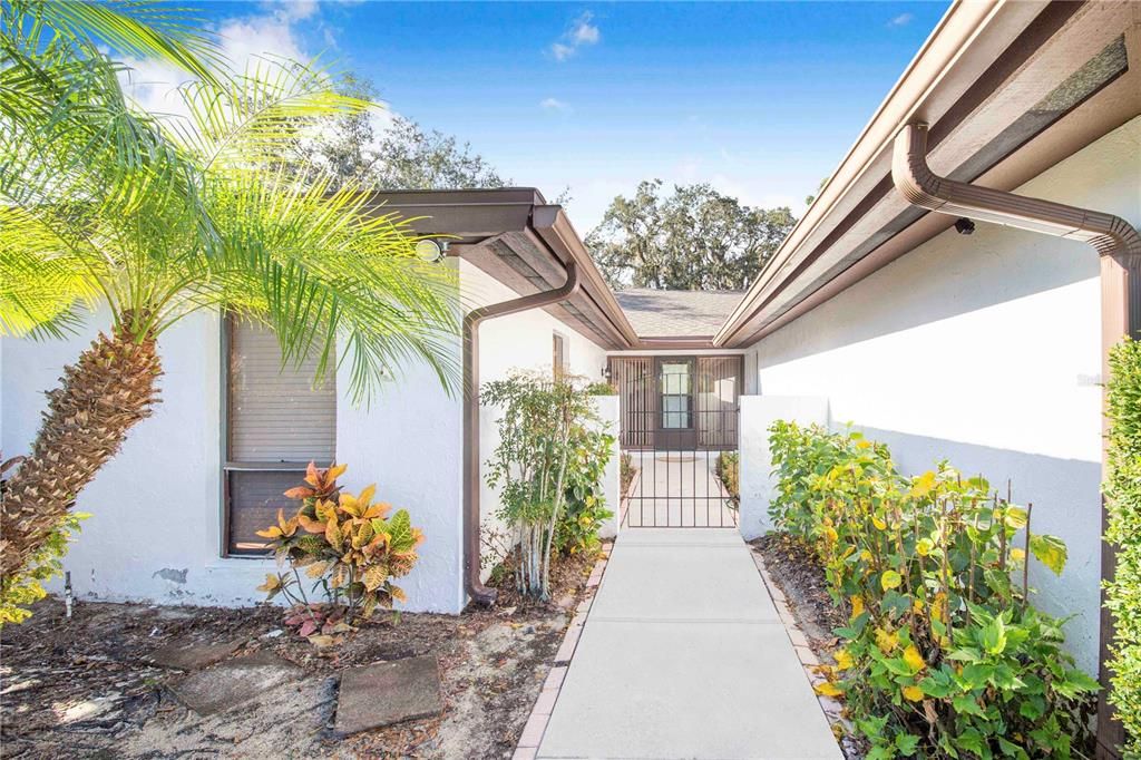 Active With Contract: $279,000 (2 beds, 2 baths, 1793 Square Feet)