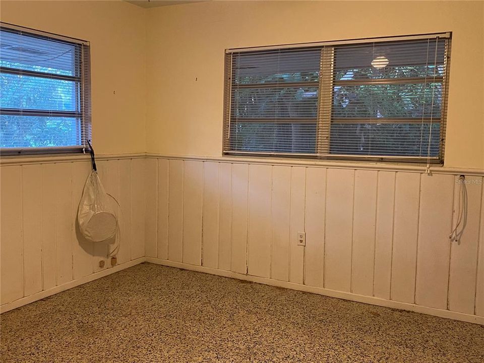 待售: $659,000 (5 贝兹, 3 浴室, 2701 平方英尺)