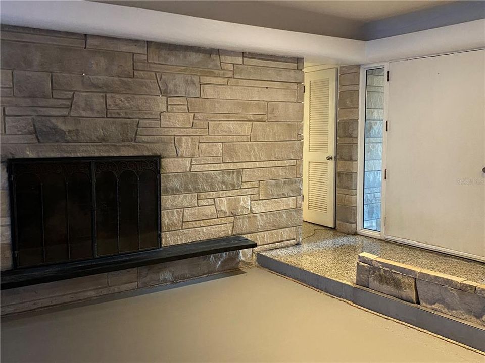 待售: $659,000 (5 贝兹, 3 浴室, 2701 平方英尺)