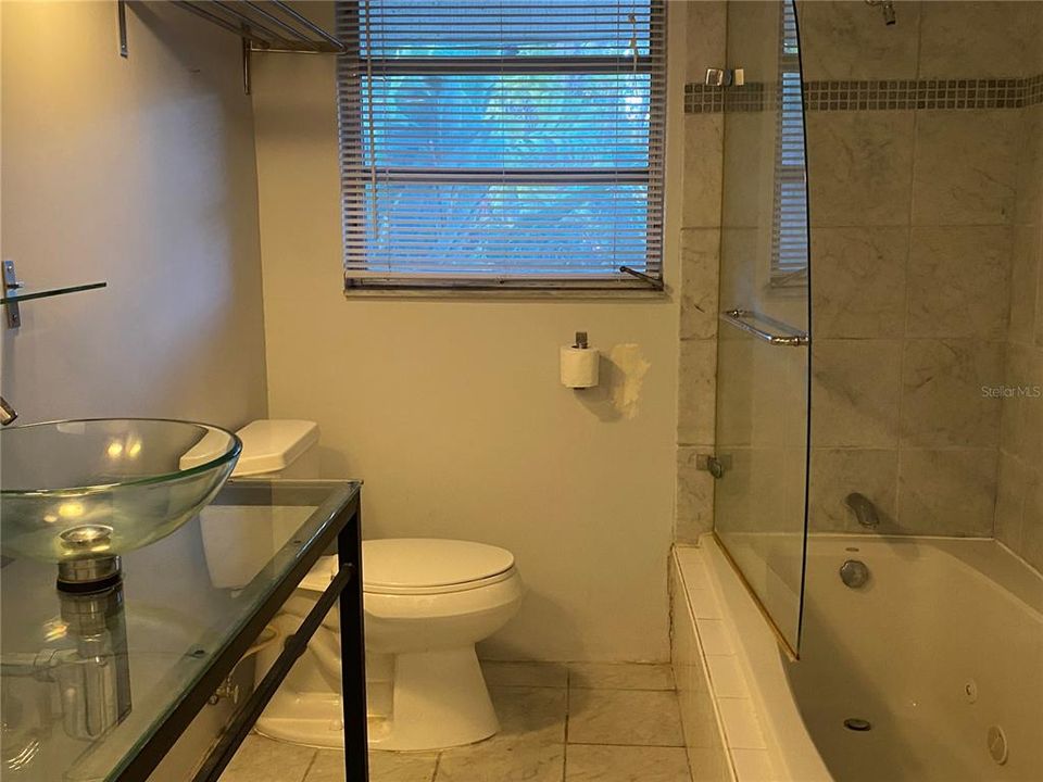 待售: $659,000 (5 贝兹, 3 浴室, 2701 平方英尺)