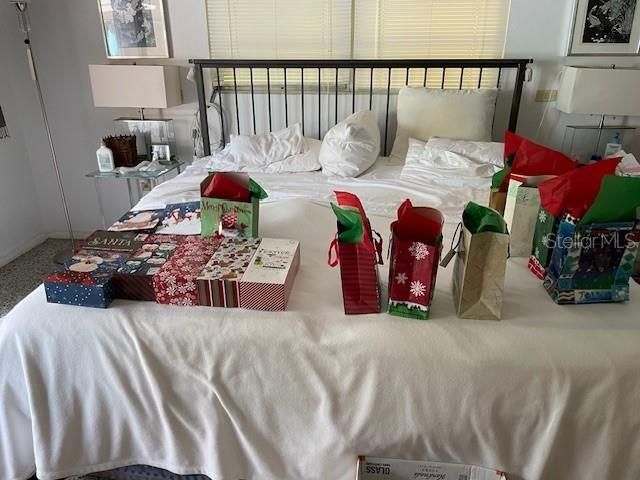 待售: $659,000 (5 贝兹, 3 浴室, 2701 平方英尺)