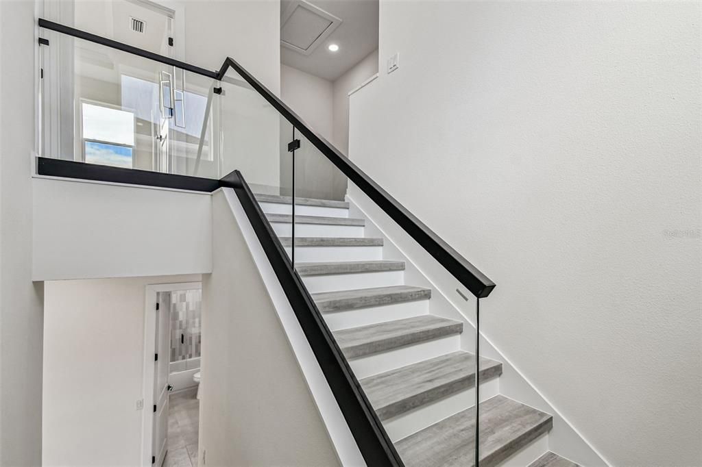 For Sale: $849,900 (4 beds, 3 baths, 2195 Square Feet)