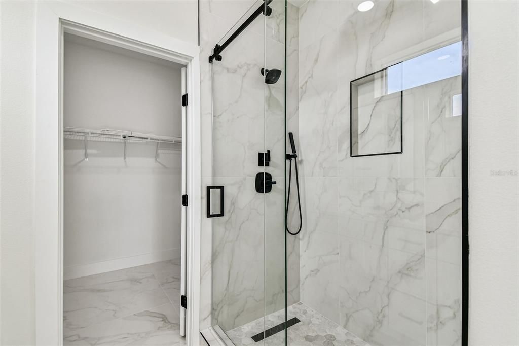 For Sale: $849,900 (4 beds, 3 baths, 2195 Square Feet)