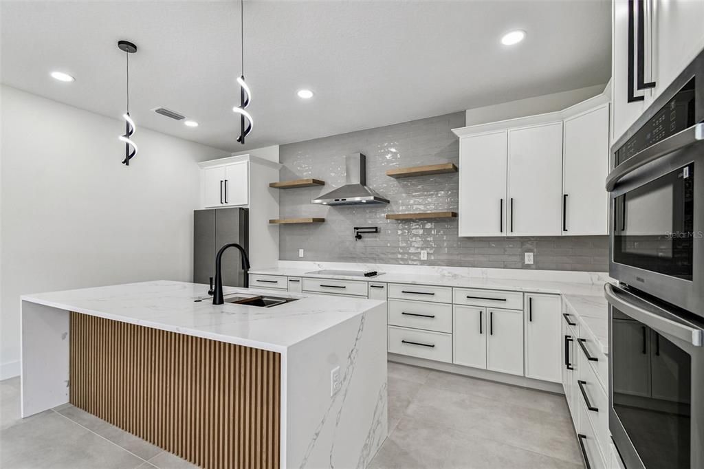 For Sale: $849,900 (4 beds, 3 baths, 2195 Square Feet)