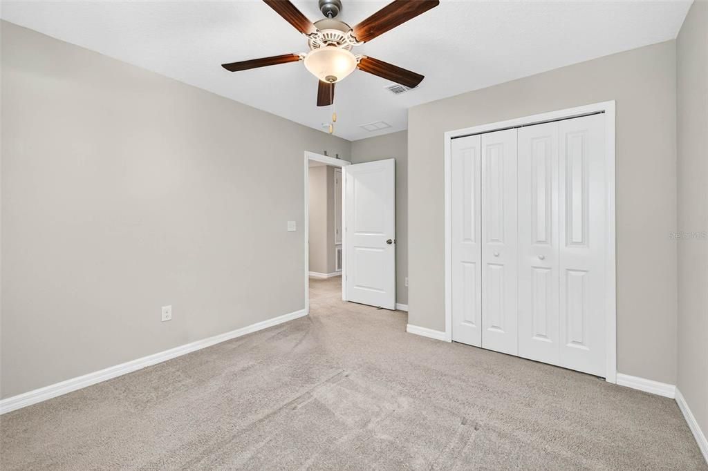 Под контрактом: $399,000 (6 спален, 3 ванн, 2614 Квадратных фут)