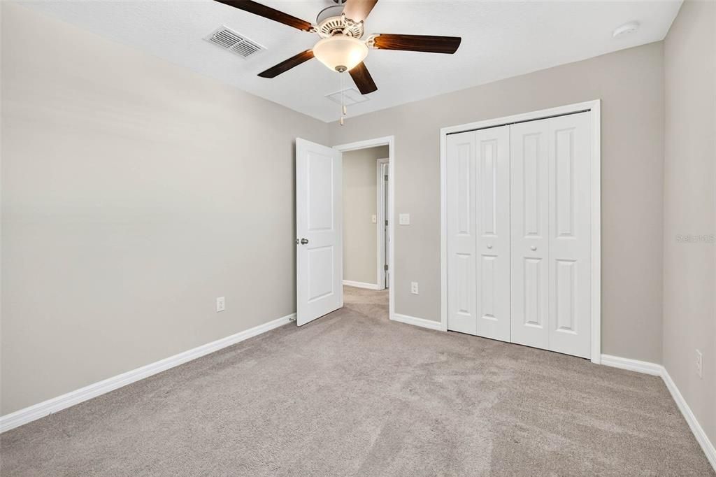 Под контрактом: $399,000 (6 спален, 3 ванн, 2614 Квадратных фут)