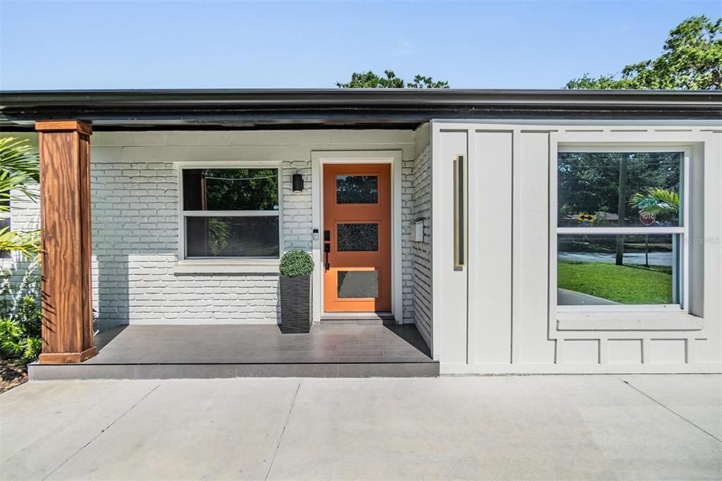 Active With Contract: $498,000 (3 beds, 2 baths, 1291 Square Feet)