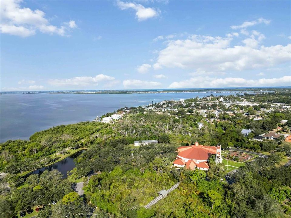 For Sale: $235,000 (2 beds, 2 baths, 1291 Square Feet)