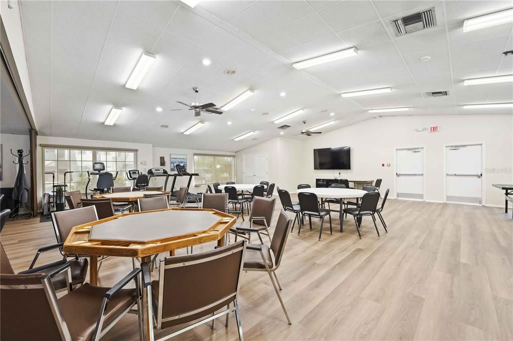 For Sale: $235,000 (2 beds, 2 baths, 1291 Square Feet)