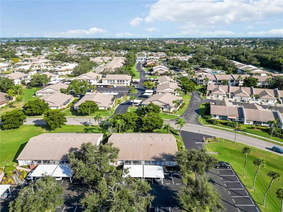 For Sale: $235,000 (2 beds, 2 baths, 1291 Square Feet)