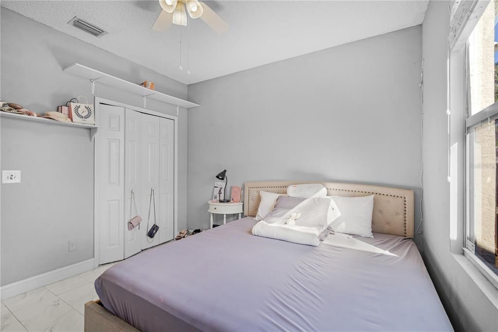 待售: $330,000 (3 贝兹, 2 浴室, 1344 平方英尺)