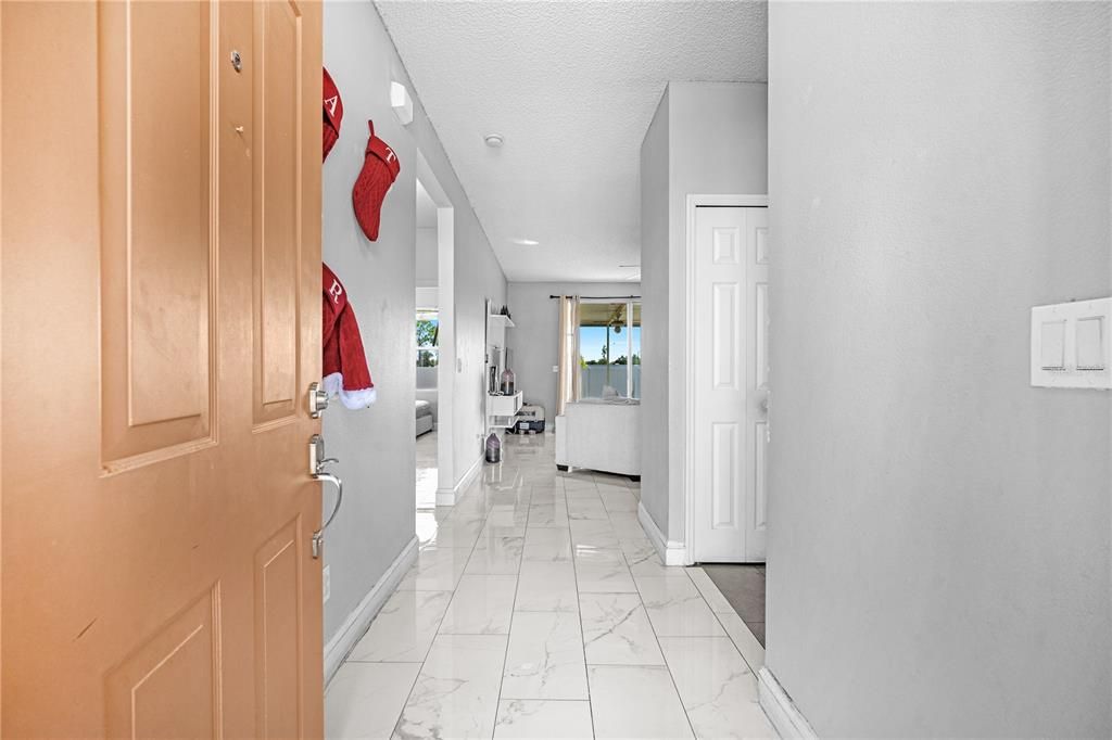 待售: $330,000 (3 贝兹, 2 浴室, 1344 平方英尺)