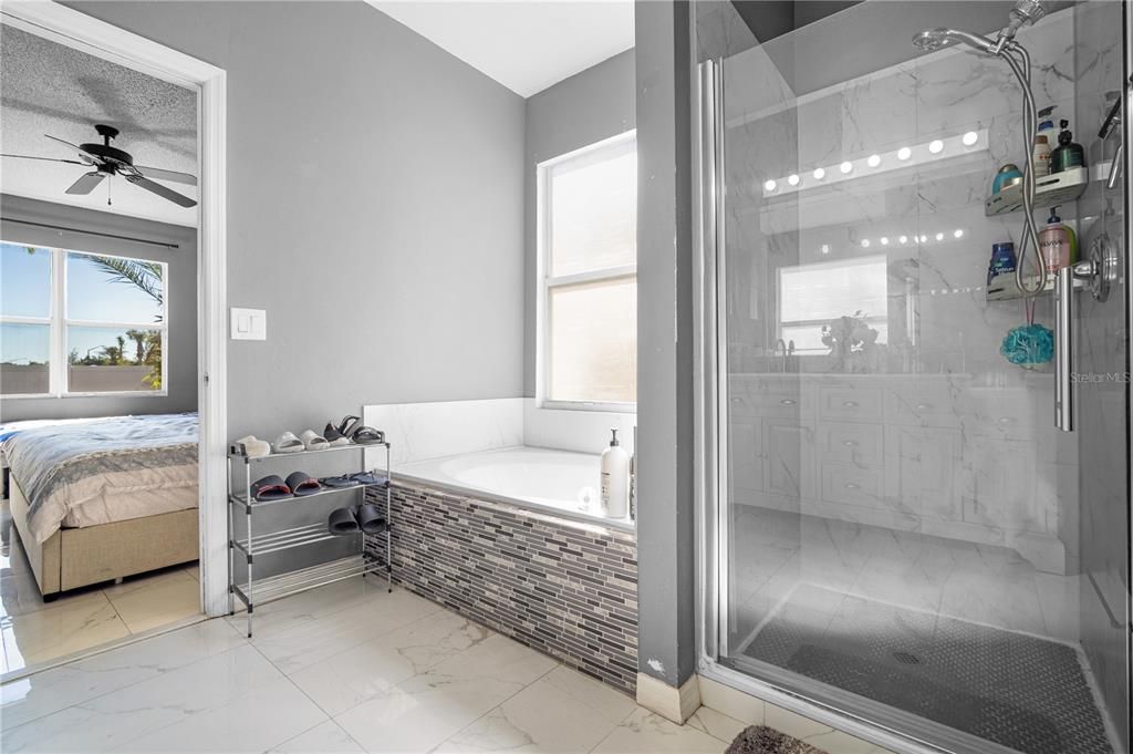 待售: $330,000 (3 贝兹, 2 浴室, 1344 平方英尺)