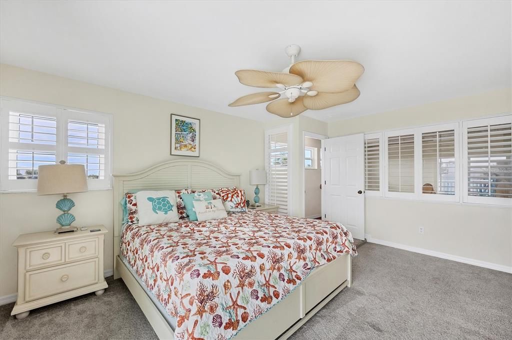 待售: $2,995,000 (3 贝兹, 2 浴室, 2260 平方英尺)