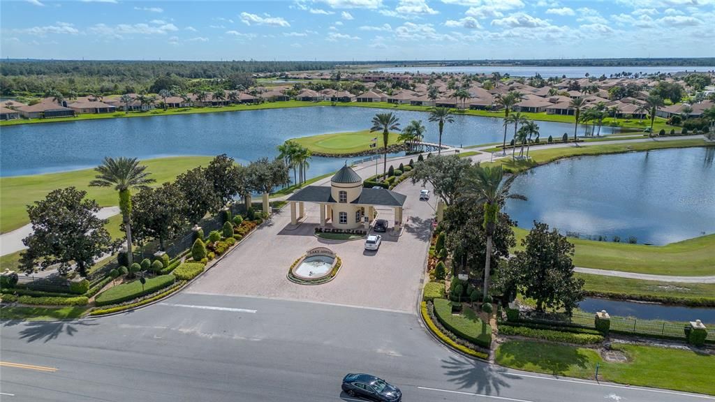 合同活跃: $419,900 (3 贝兹, 2 浴室, 2041 平方英尺)