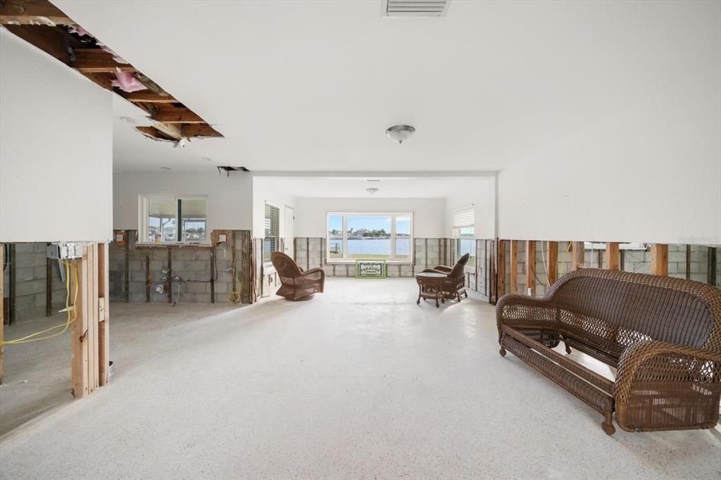 待售: $1,050,000 (3 贝兹, 2 浴室, 1423 平方英尺)