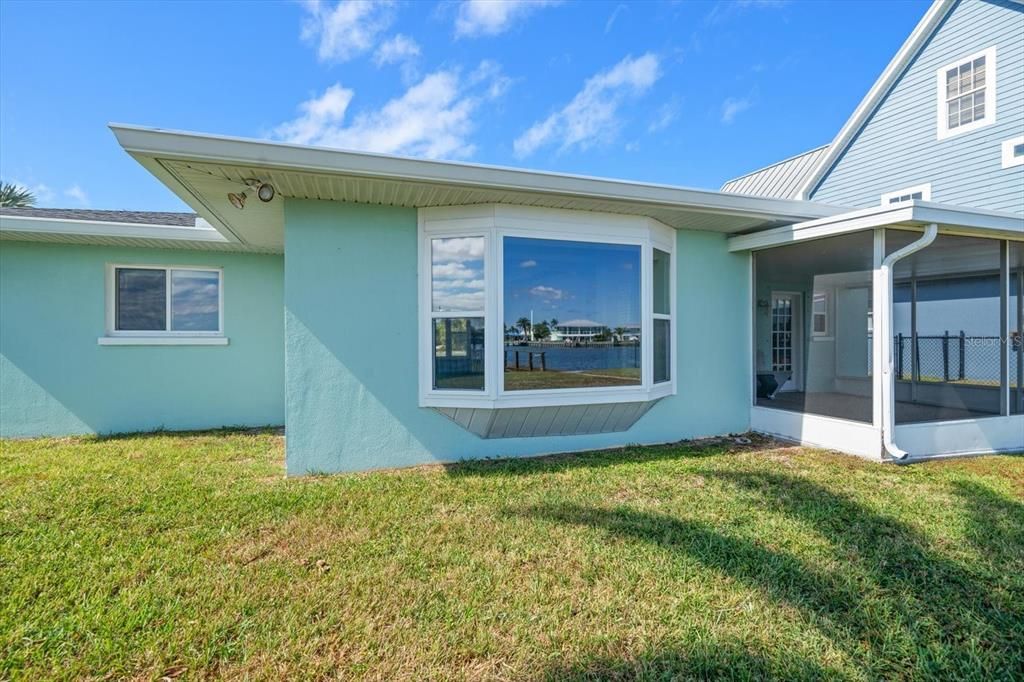 待售: $1,050,000 (3 贝兹, 2 浴室, 1423 平方英尺)