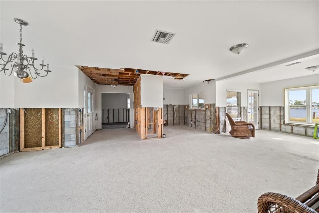 待售: $1,050,000 (3 贝兹, 2 浴室, 1423 平方英尺)