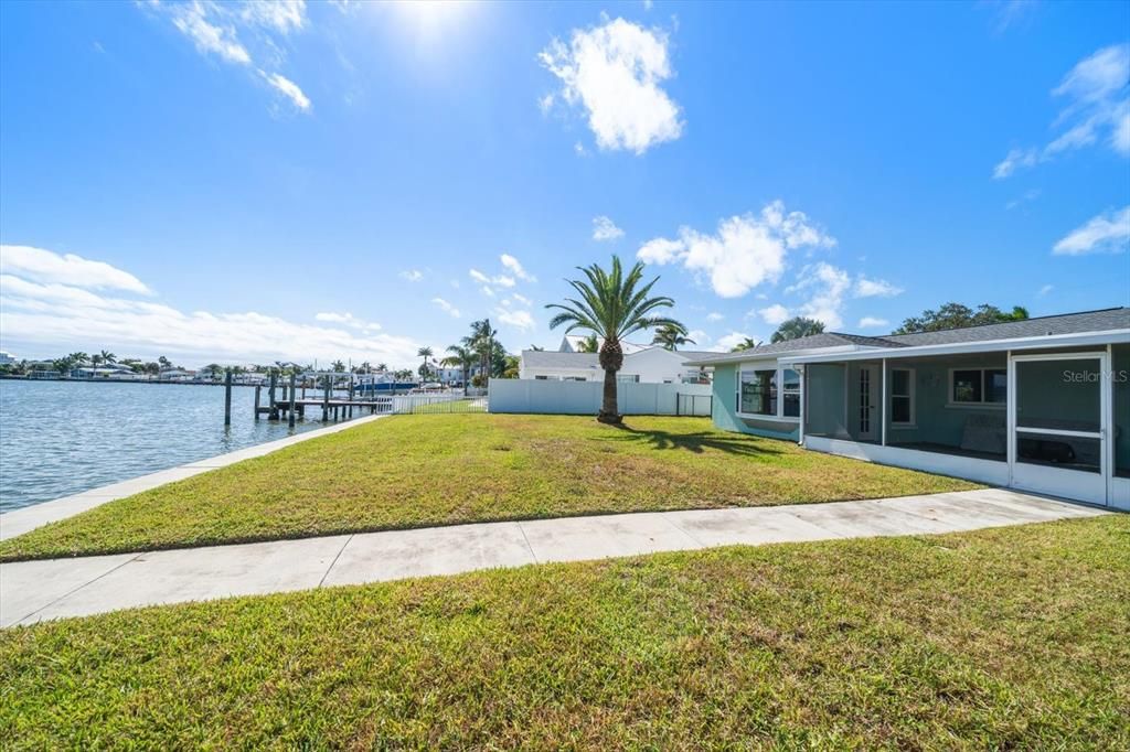 待售: $1,050,000 (3 贝兹, 2 浴室, 1423 平方英尺)