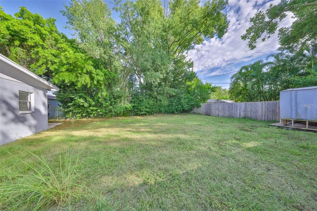 出租: $1,825 (2 贝兹, 1 浴室, 768 平方英尺)