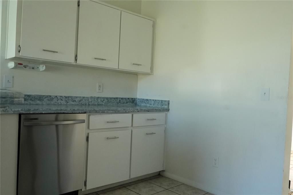 En Renta: $2,300 (3 camas, 2 baños, 1697 Pies cuadrados)