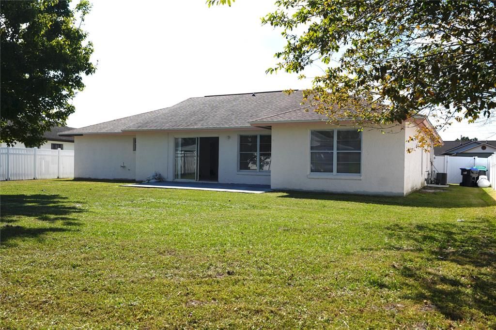 En Renta: $2,300 (3 camas, 2 baños, 1697 Pies cuadrados)