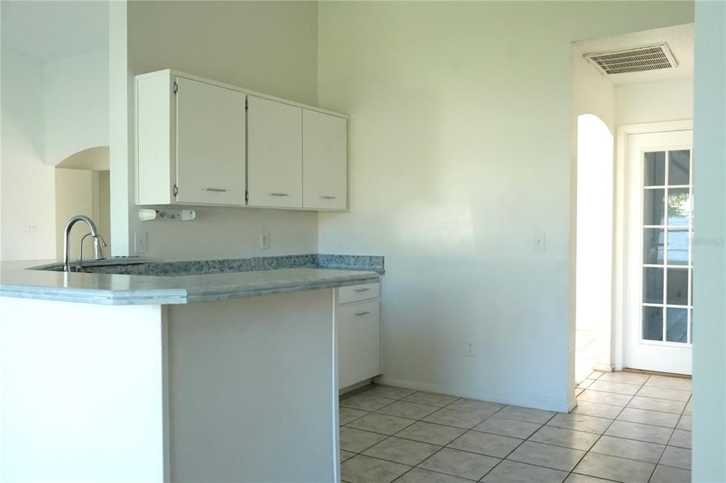 En Renta: $2,300 (3 camas, 2 baños, 1697 Pies cuadrados)