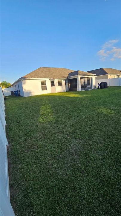 В аренду: $2,850 (4 спален, 2 ванн, 1888 Квадратных фут)