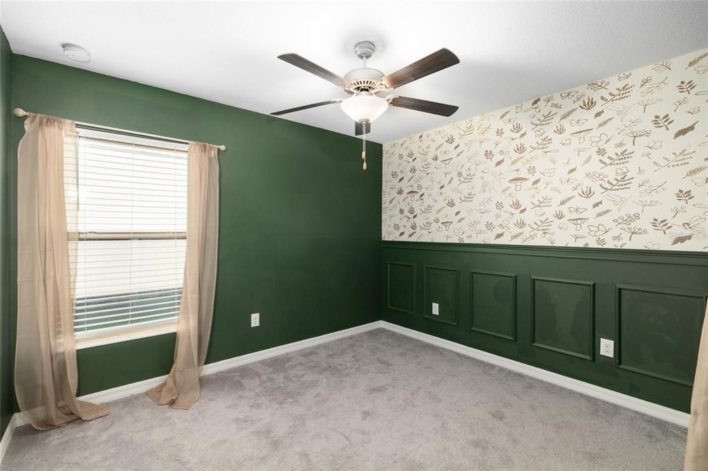 Active With Contract: $305,000 (3 beds, 2 baths, 1451 Square Feet)