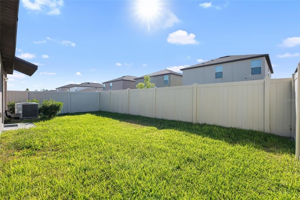 Active With Contract: $305,000 (3 beds, 2 baths, 1451 Square Feet)