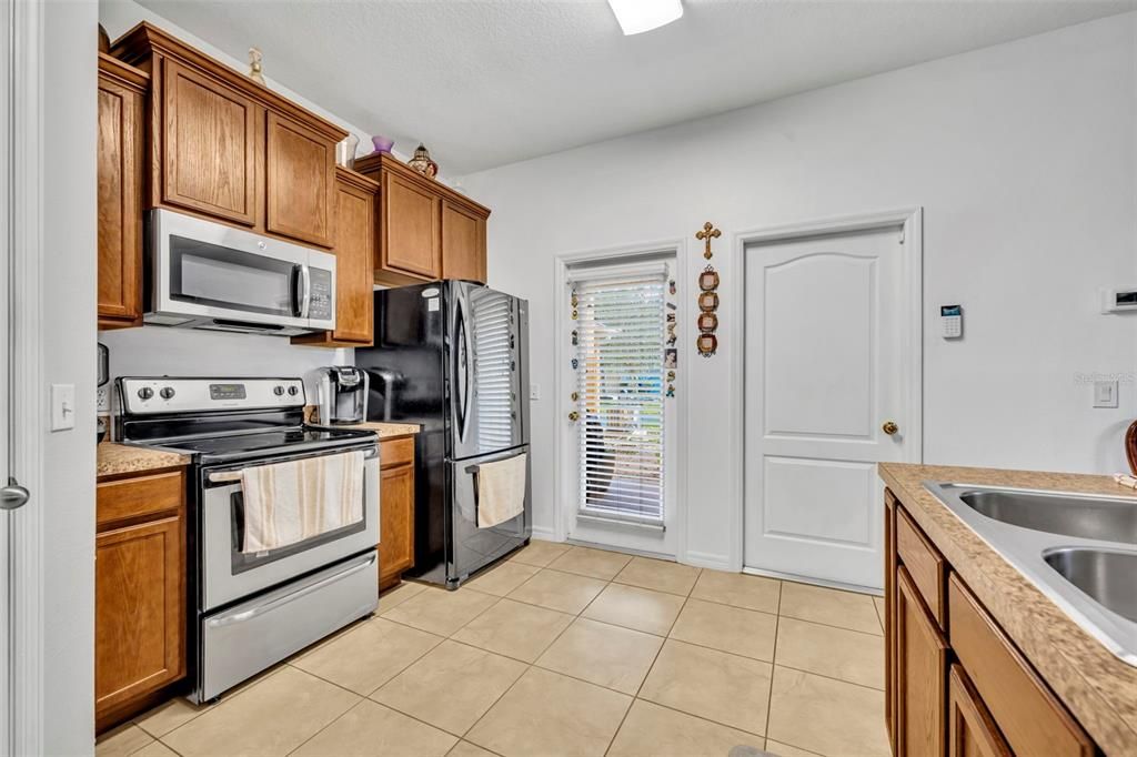 待售: $340,000 (3 贝兹, 2 浴室, 1629 平方英尺)