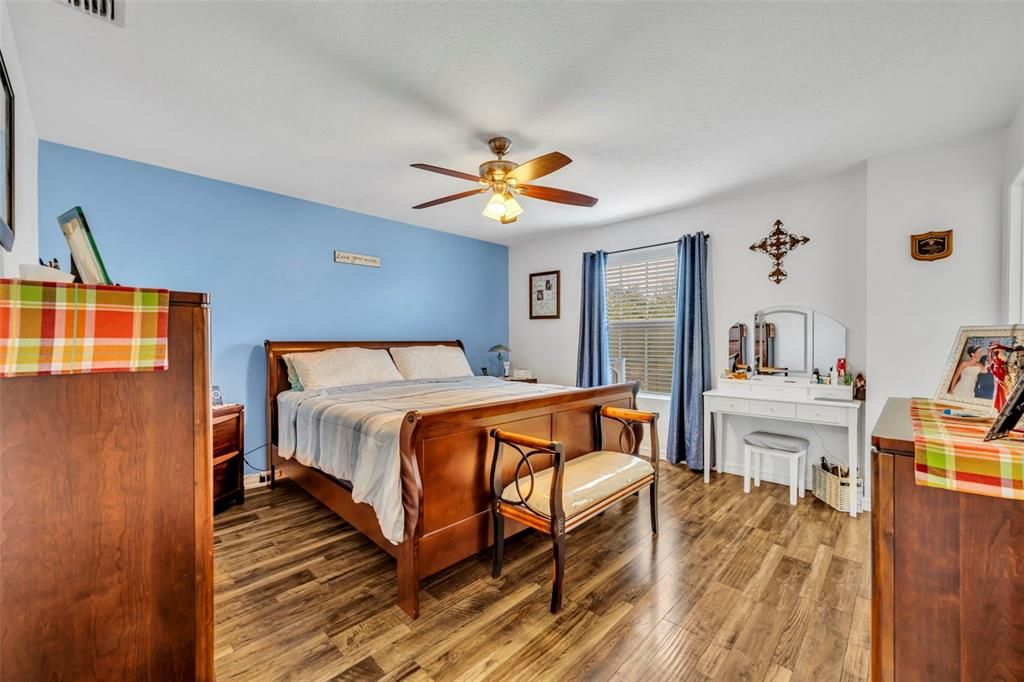 待售: $340,000 (3 贝兹, 2 浴室, 1629 平方英尺)