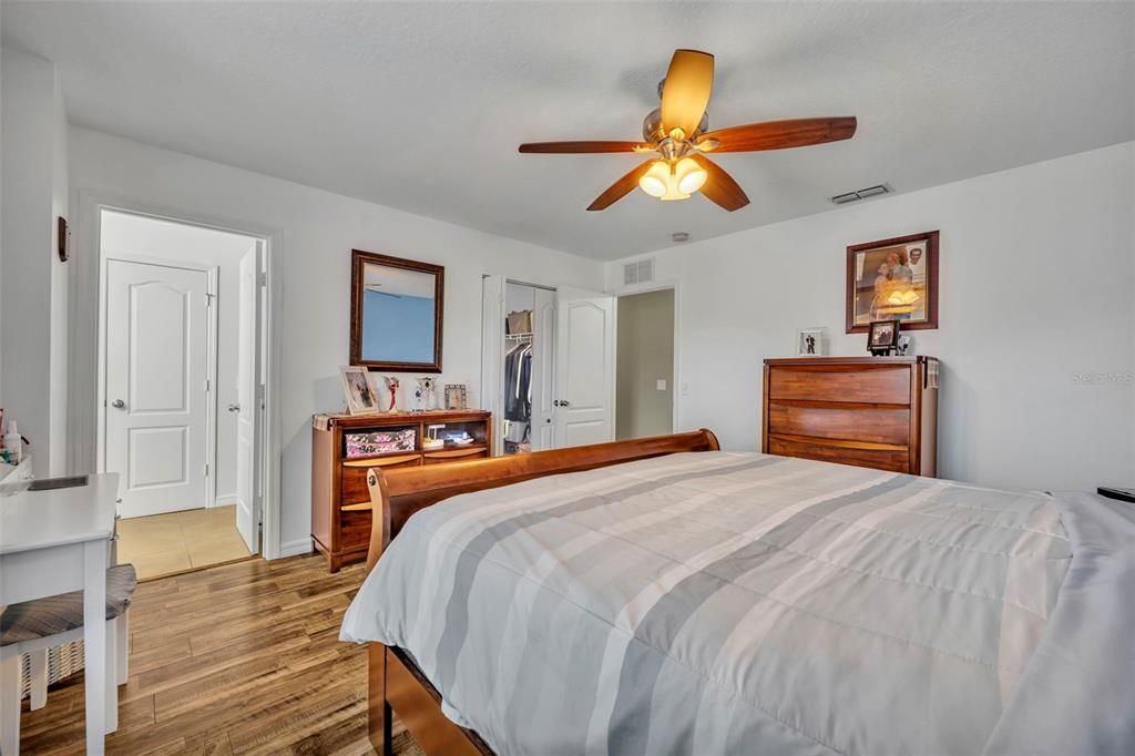 待售: $340,000 (3 贝兹, 2 浴室, 1629 平方英尺)