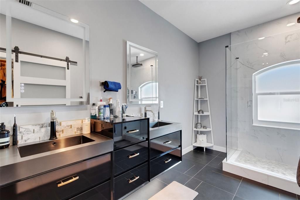 For Sale: $749,950 (4 beds, 3 baths, 2332 Square Feet)