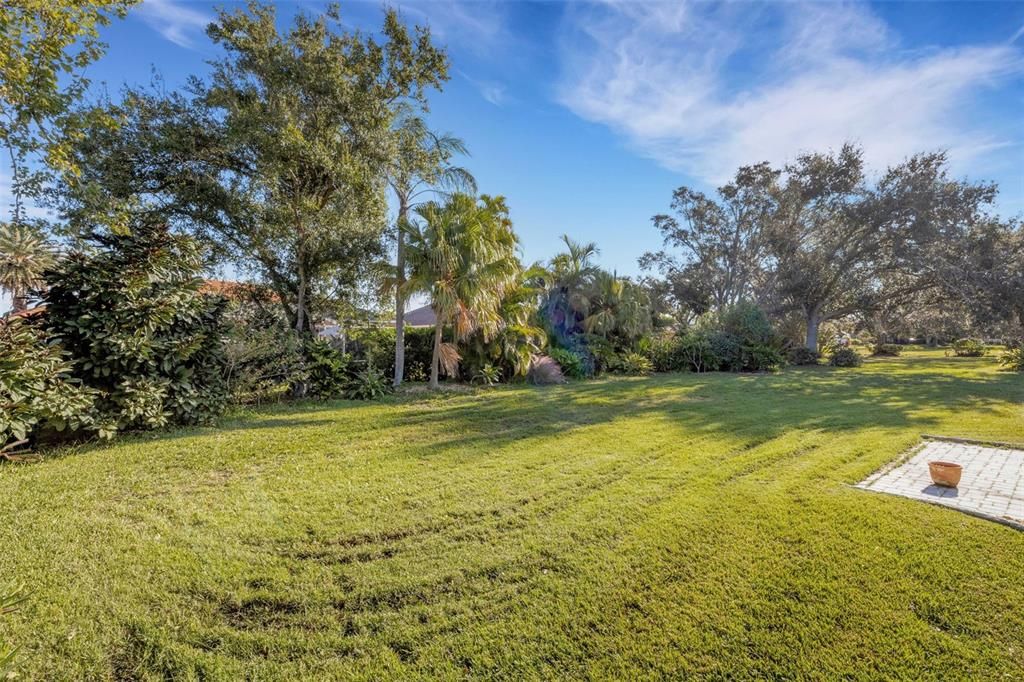 For Sale: $749,950 (4 beds, 3 baths, 2332 Square Feet)