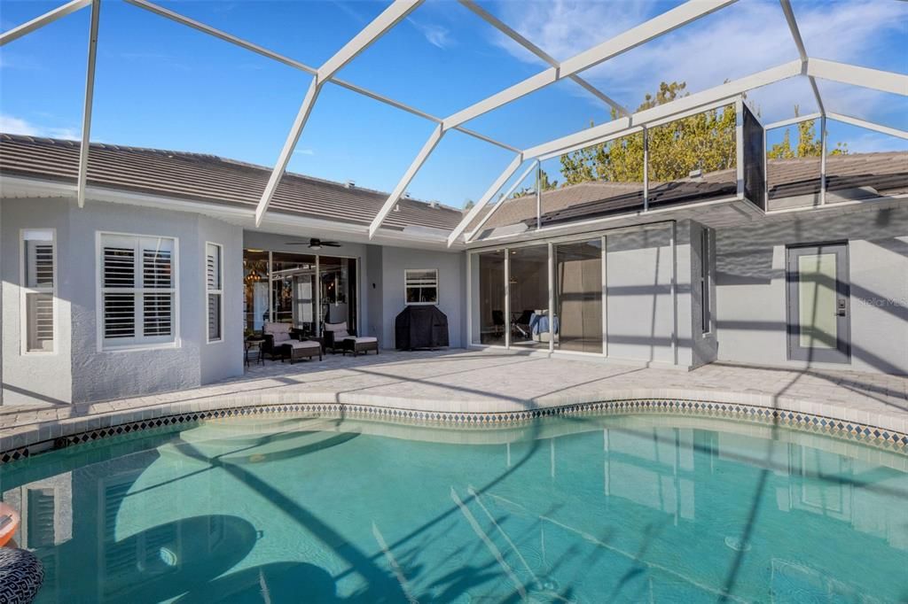 For Sale: $749,950 (4 beds, 3 baths, 2332 Square Feet)