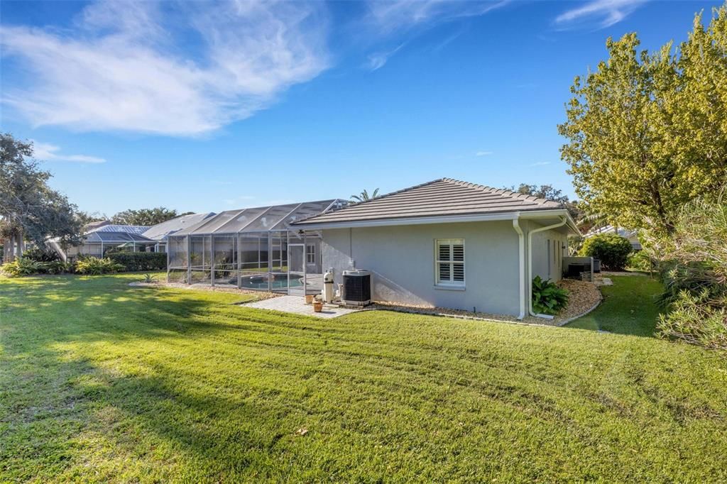 For Sale: $749,950 (4 beds, 3 baths, 2332 Square Feet)