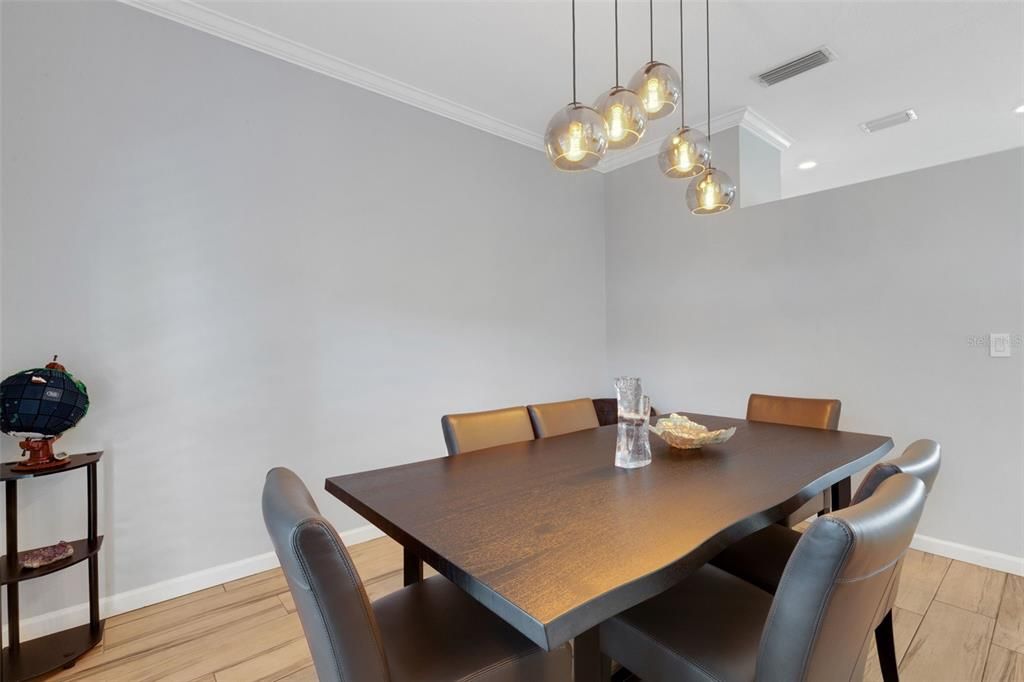 For Sale: $749,950 (4 beds, 3 baths, 2332 Square Feet)