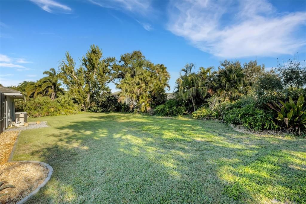 For Sale: $749,950 (4 beds, 3 baths, 2332 Square Feet)