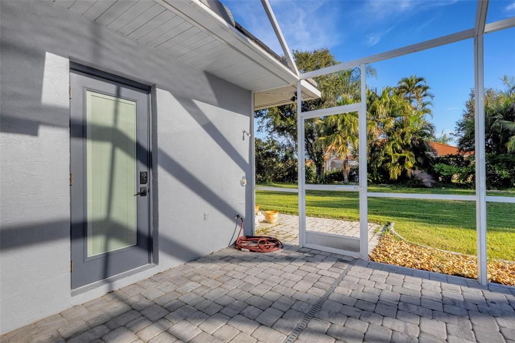 For Sale: $749,950 (4 beds, 3 baths, 2332 Square Feet)