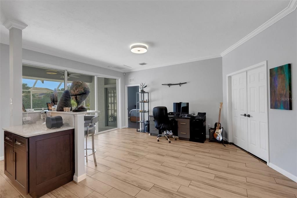 For Sale: $749,950 (4 beds, 3 baths, 2332 Square Feet)