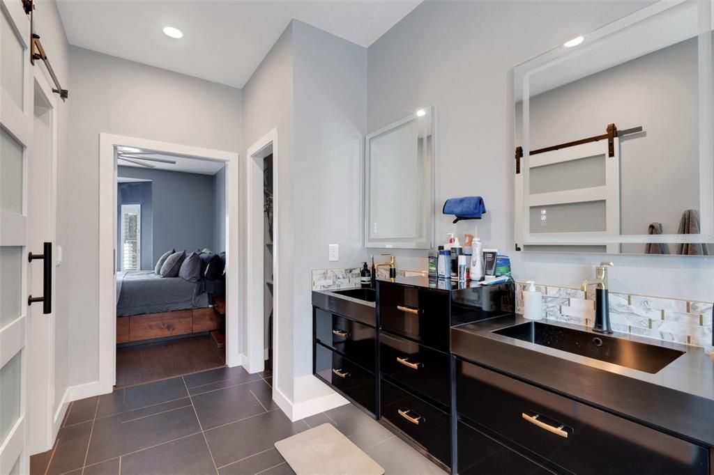 For Sale: $749,950 (4 beds, 3 baths, 2332 Square Feet)