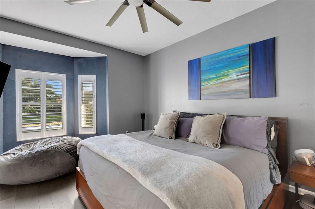 For Sale: $749,950 (4 beds, 3 baths, 2332 Square Feet)