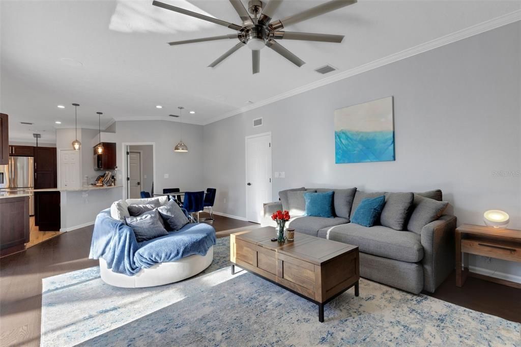 For Sale: $749,950 (4 beds, 3 baths, 2332 Square Feet)