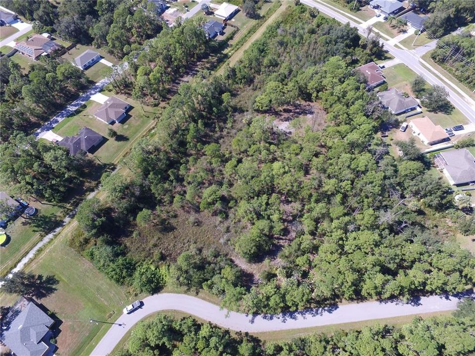 待售: $450,000 (4.16 acres)