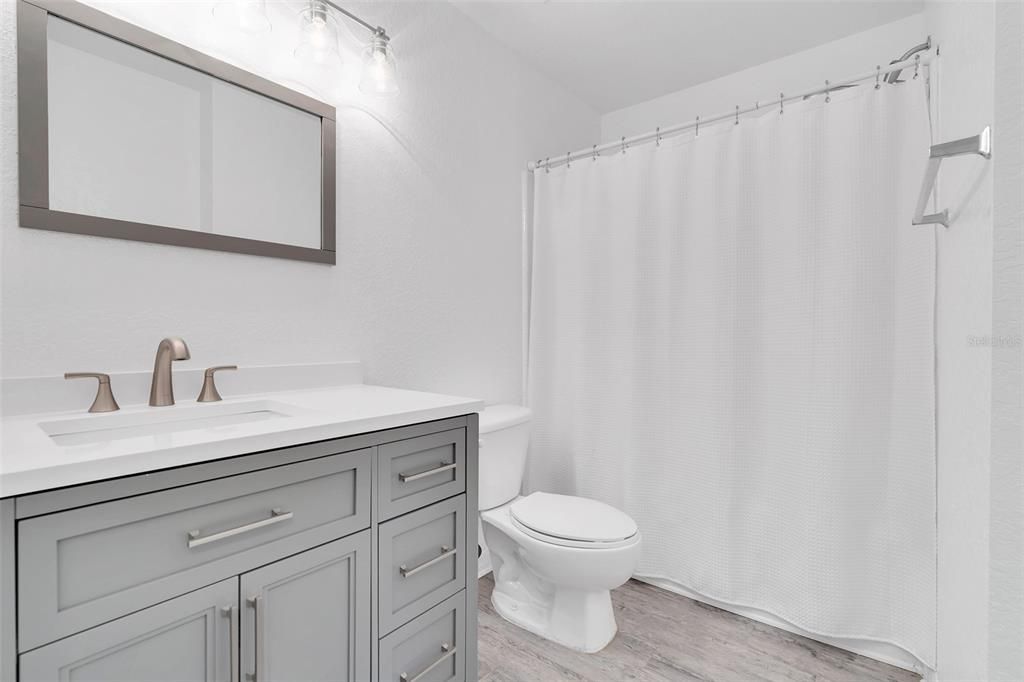 Active With Contract: $1,600 (2 beds, 2 baths, 1080 Square Feet)