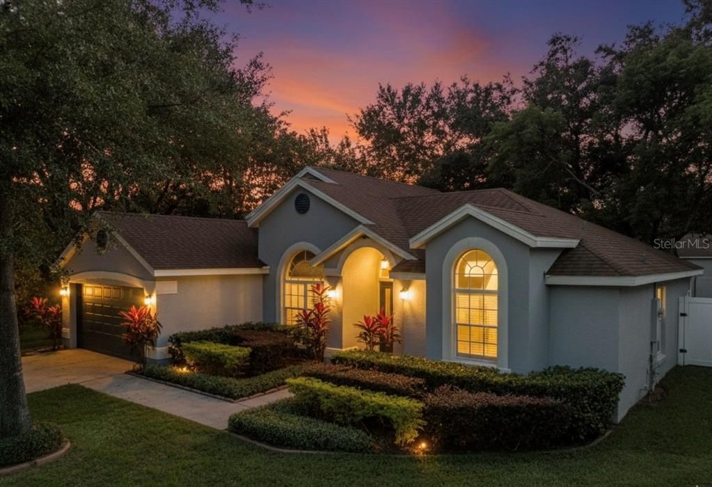 На продажу: $419,990 (3 спален, 2 ванн, 1718 Квадратных фут)